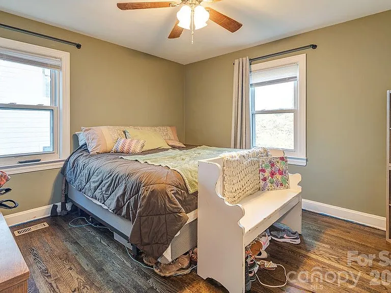 85 Morris St — Photo 11