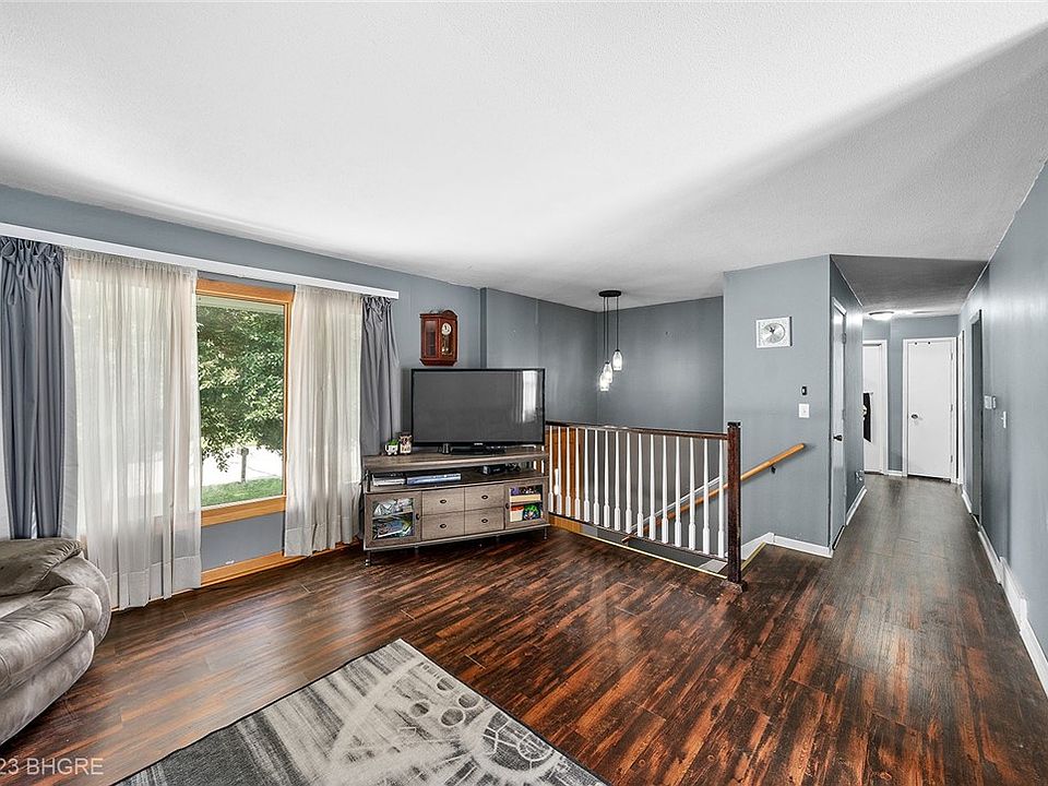 850 Main St, Carlisle, IA 50047 Zillow