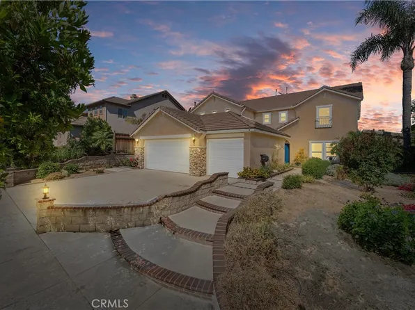 3368 Grand Teton Dr, Corona, CA 92881