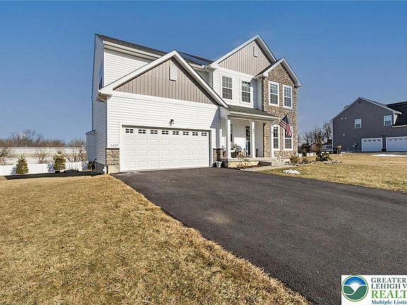 4th image of 425 Chief Tatamy St