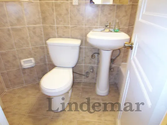 Rented by Lindemar LLC | media 5