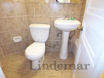 Rented by Lindemar LLC