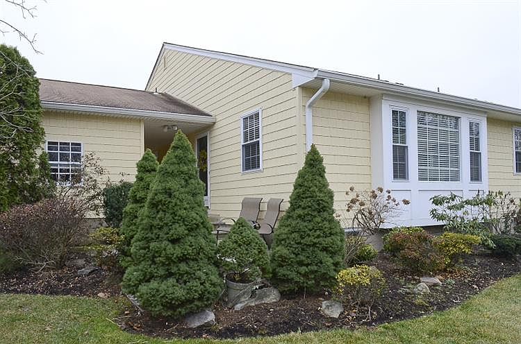 1st image of 92 Brandywyne Dr #92