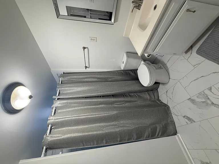 843 Poplar St — Photo 12
