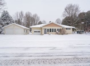 5 Potter St, Carthage, NY 13619