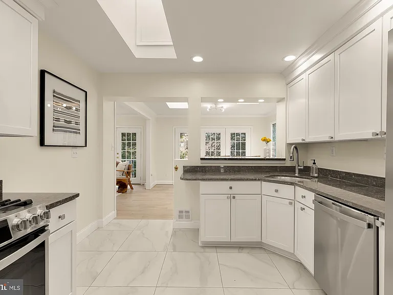 5001 Overlea Ct — Photo 13