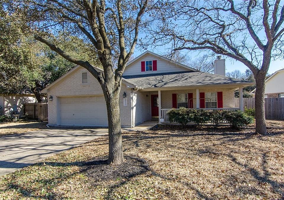 1st image of 3013 Cedar Elm Ln