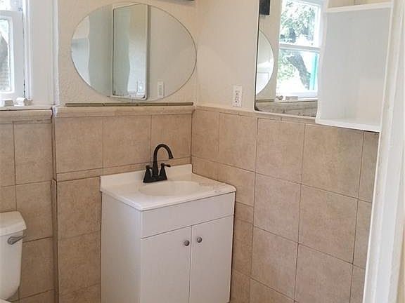 5th image of 2871 Avenue A