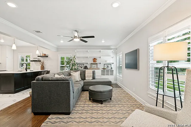 488 E Olmos Dr #3 — Photo 5
