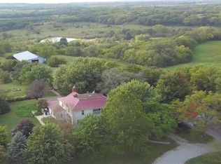 22190 Mount Bethel Rd, Weston, MO 64098