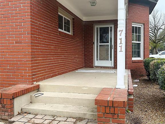 3rd image of 711 Beckwith Ave