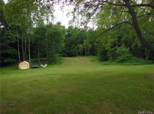 2696 Michelle, Hartland, MI 48353
