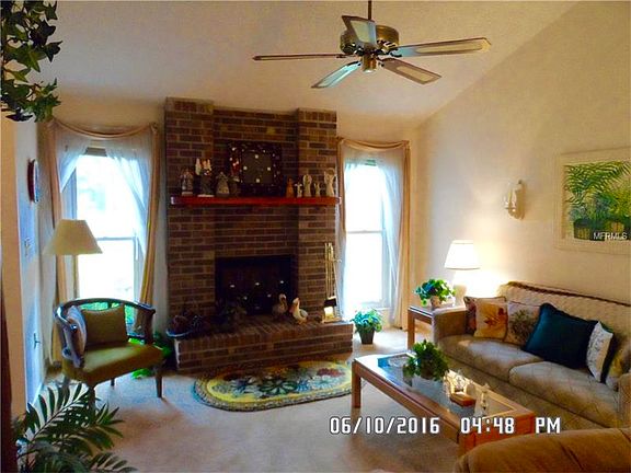 3rd image of 303 Lakeview Blvd