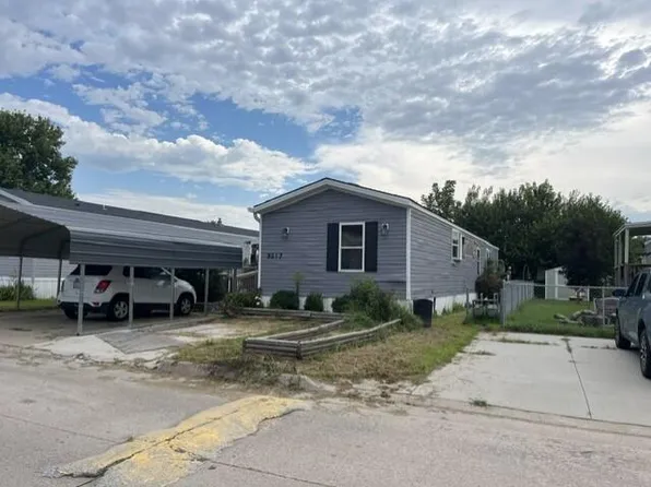 3217 S 21st St, Council Bluffs, IA 51501