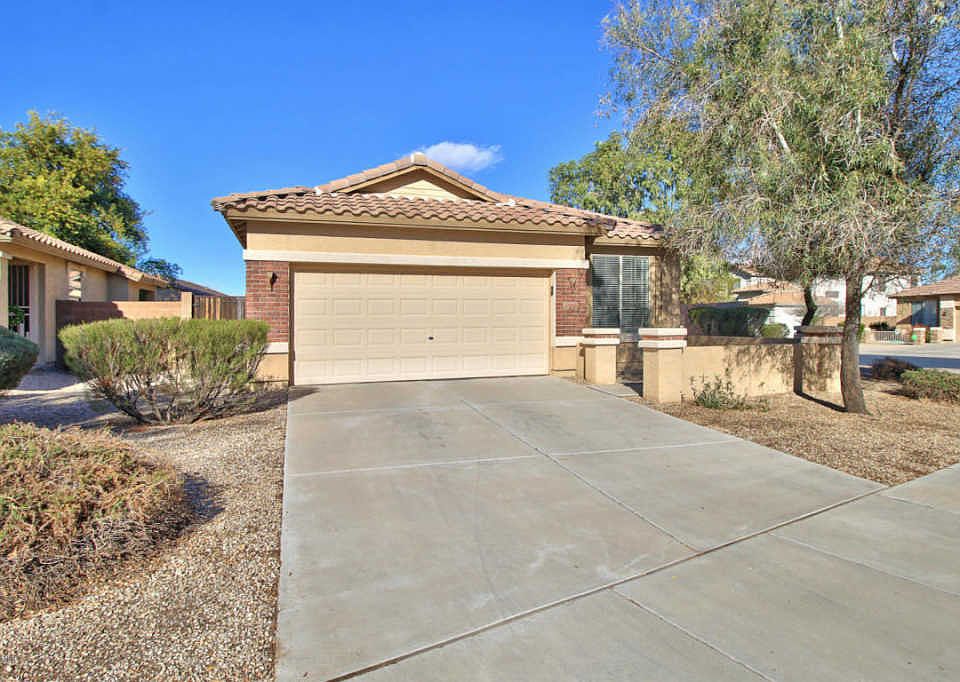 1st image of 21498 E Calle De Flores Ct