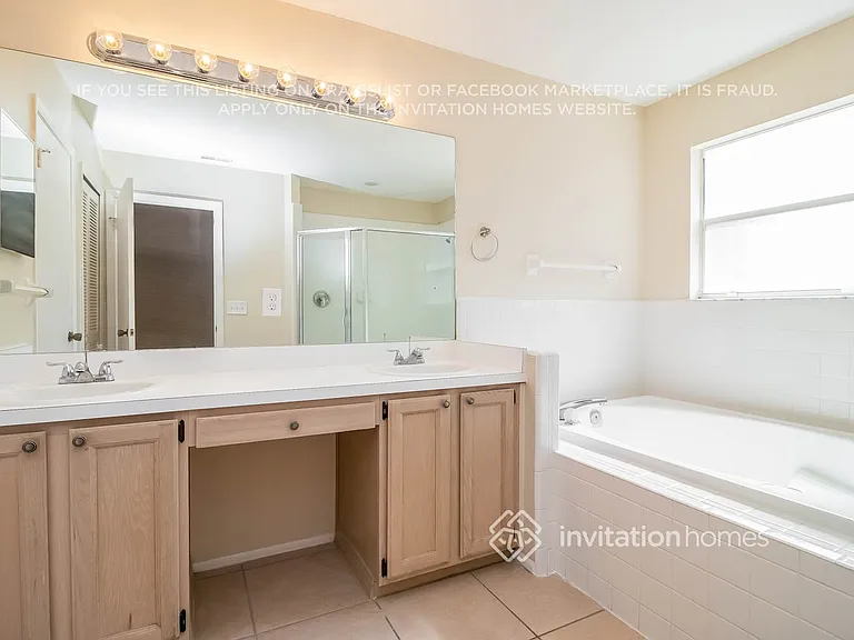 13044 Bellerive Ln — Photo 13