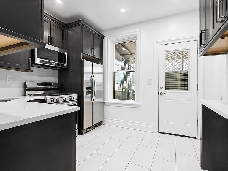 217 E 23rd St #1 — Photo 3
