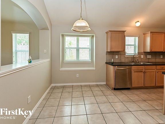 5th image of 1715 Manor Dr
