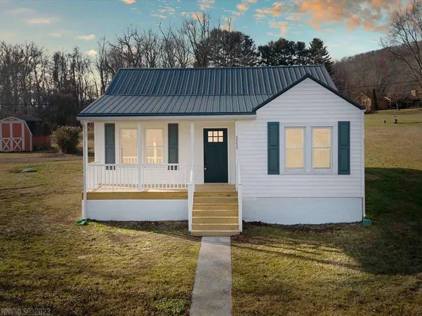 3353 Honaker Rd, Draper, VA 24324