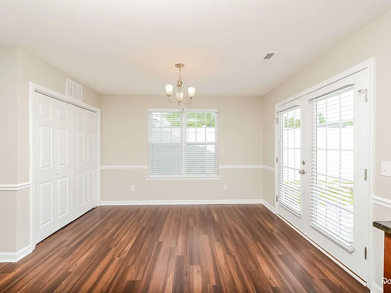 5787 Midstream Cir — Photo 8