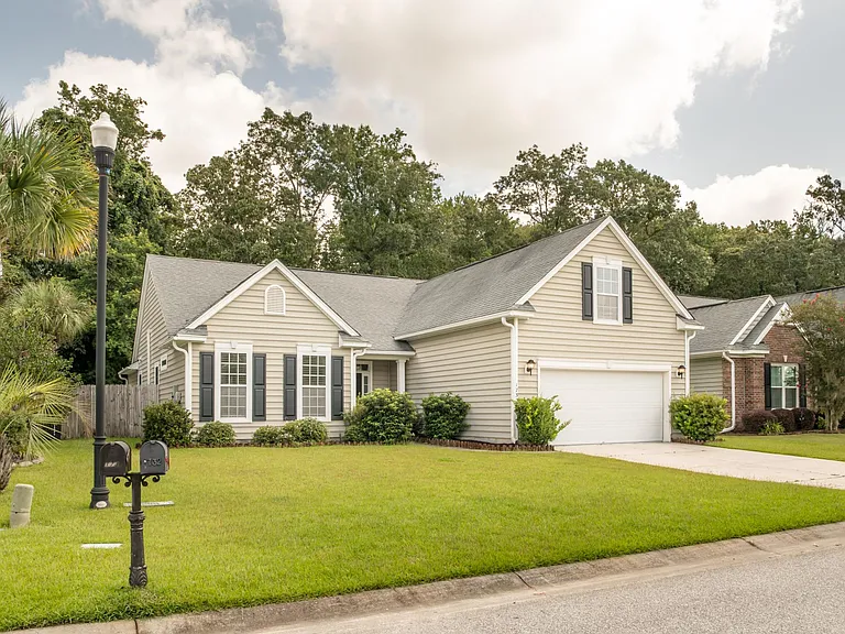 1732 Waterbrook Dr — Photo 29