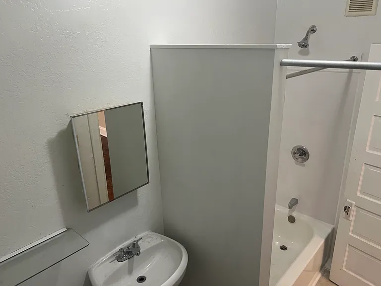 15 Sterrett Ave #1 — Photo 19