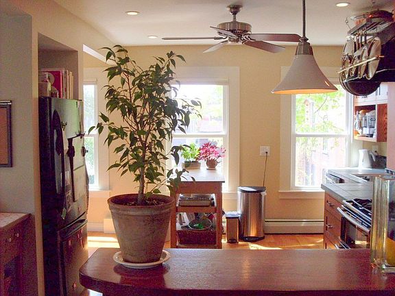 interior view - 2nd fl "owner's" unit