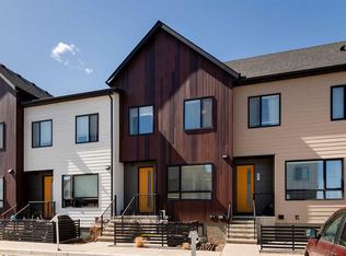 105 E Redstone Cres NE, Calgary, AB T3N1M4