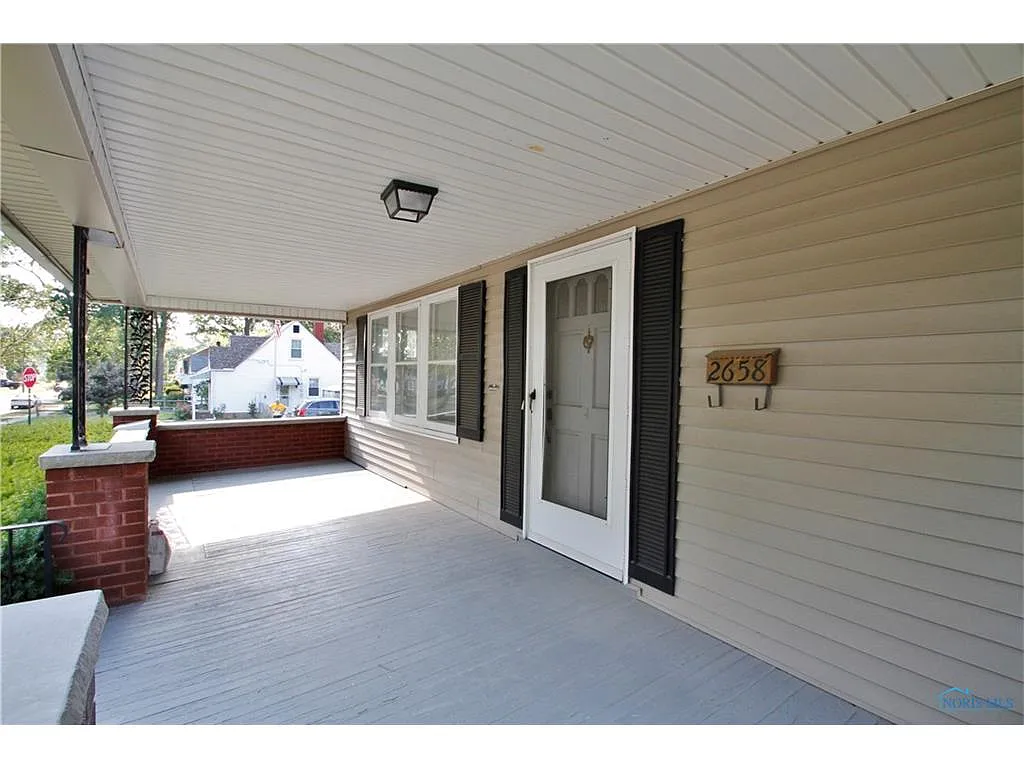 2658 Elsie Ave photo 1