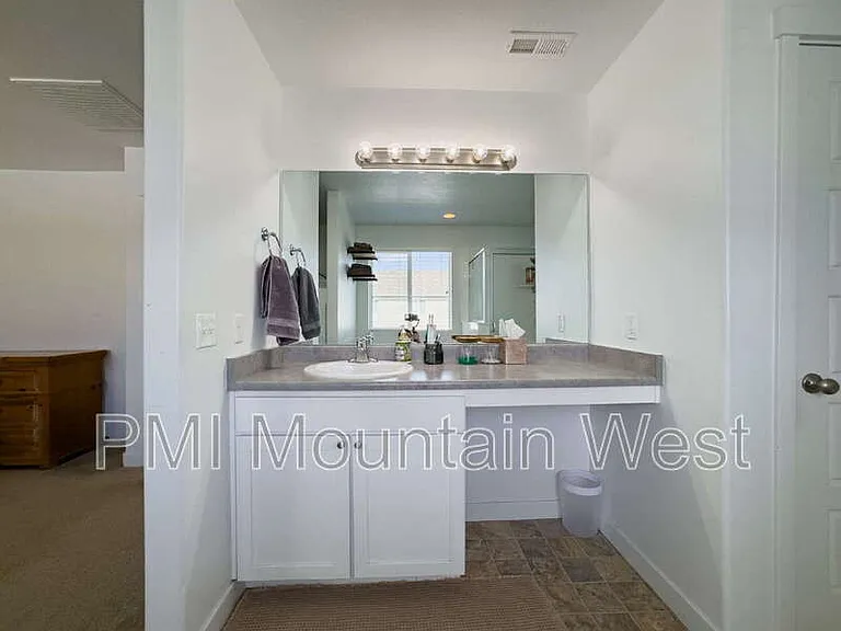 3565 S Water Lilly Ln — Photo 40