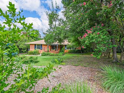 2187 Mack Cir, Dallas, TX, 75227