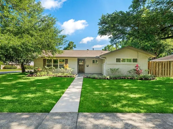 5262 Creekbend Dr, Houston, TX 77096