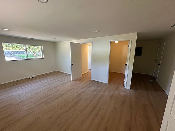 this room could be an office or spacios bedroom.