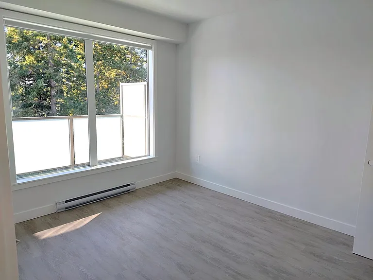 494 Goldstream Ave — Photo 35