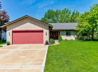 6322 Knollwood Ct, Lisle, IL 60532