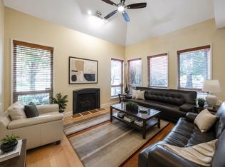 15055 20th Ave #8, Surrey, BC V4A9X9