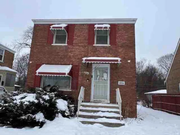 9632 S Dobson Ave, Chicago, IL 60628