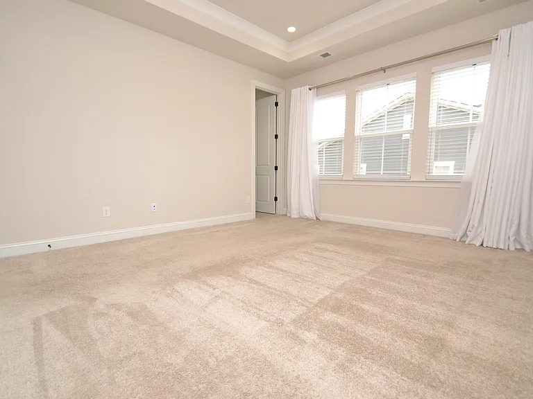 820 Grafton Peak Ln — Photo 40