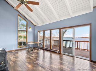 176 Kansas City Way, Sunrise Beach, MO 65079