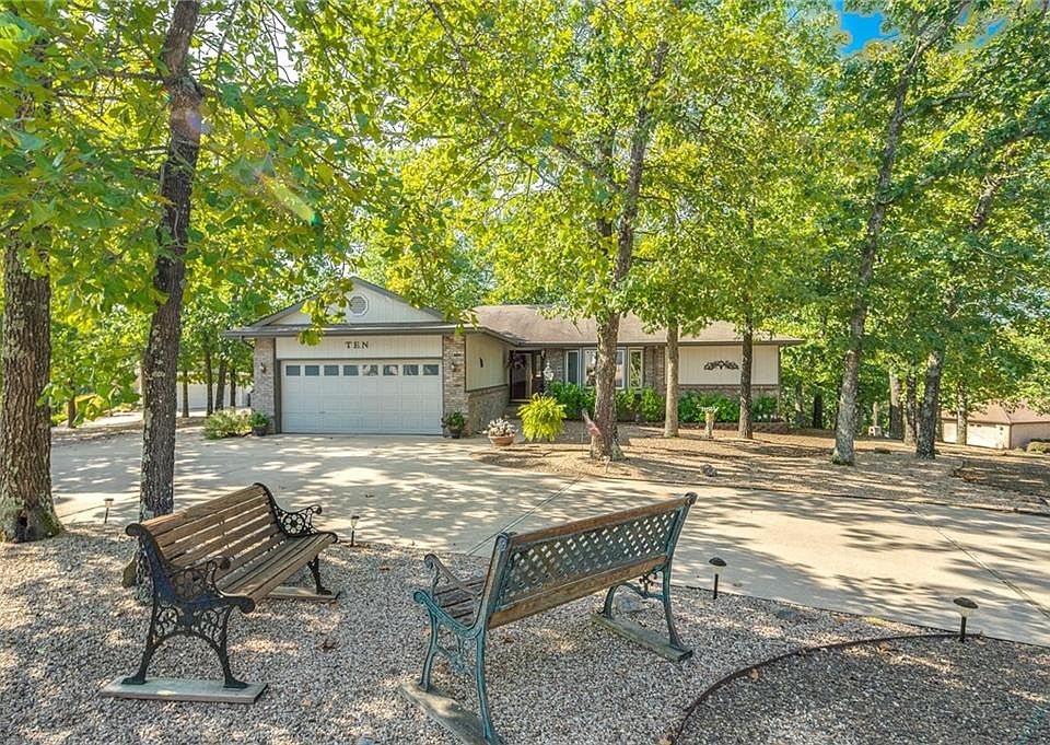 1st image of 10 Allison Cir