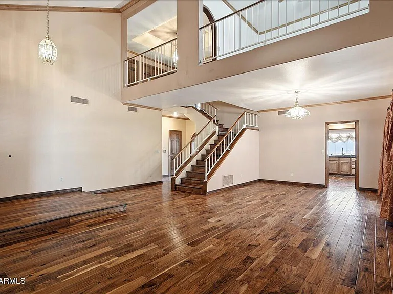 2157 E Alameda Dr — Photo 7