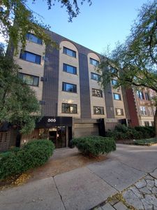 505 W Melrose St APT 404, Chicago, IL, 60657