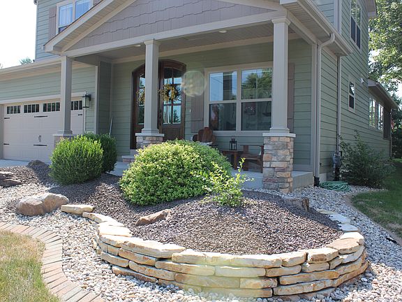 3rd image of 674 E Lake Dr