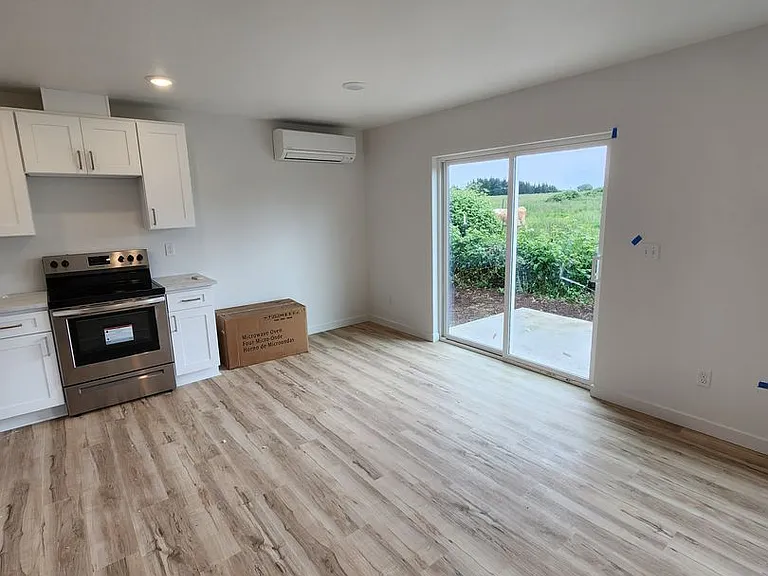 1014 Peach Rd #A & B — Photo 4