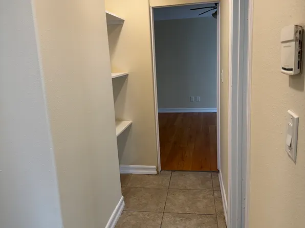 5726 Satsuma Ave, North Hollywood, CA 91601