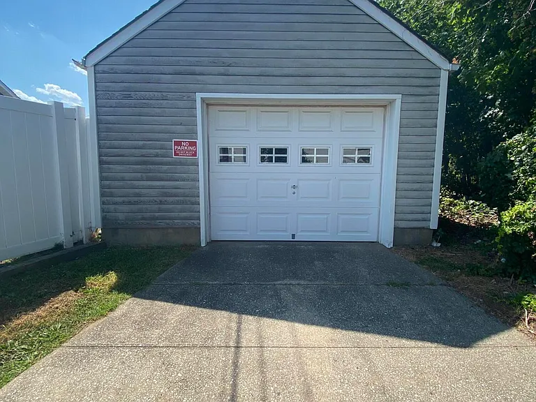 7 Campbell Ct — Photo 33