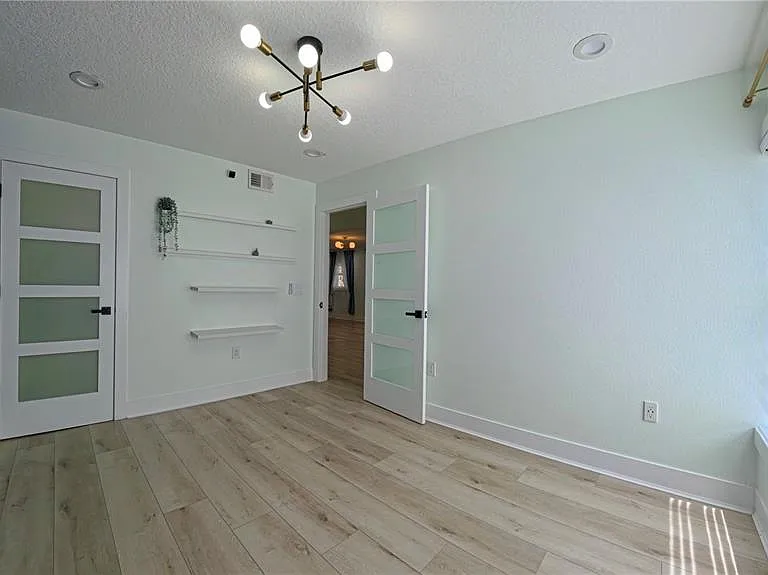 16948 Corner Hill Ct — Photo 12