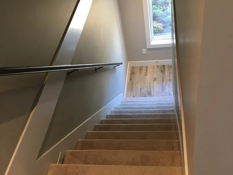 9560 Alexandra Rd #8 — Photo 6