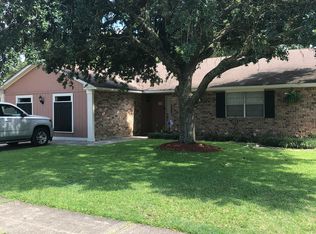 628 Fairway Dr, La Place, LA 70068
