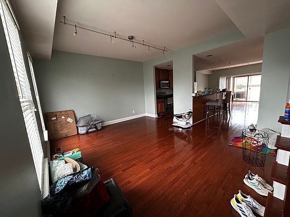 2nd image of 4390 Olive St